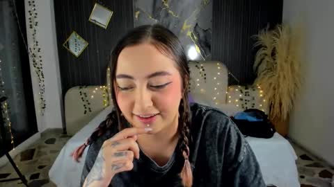 Lady  online show from 8, 1, 2026