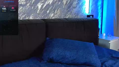 Bella online show from 10, 3, 2025