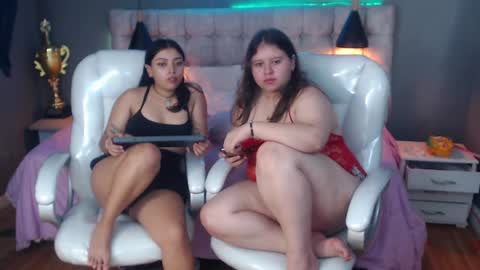 Snapshot of laia_and_aloby chatting on 13, 1, 2025 online show from 13, 1, 2025