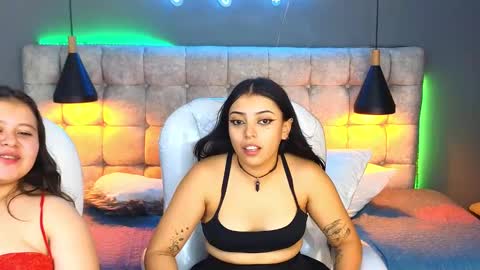 Snapshot of laia_and_aloby chatting on 29, 1, 2025 online show from 29, 1, 2025