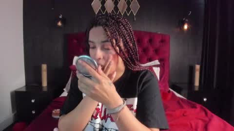 Snapshot of laia_jonees chatting on 26, 7, 2026 Laia online show from 26, 7, 2026