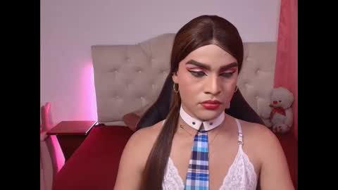 Camila online show from 11, 10, 2025