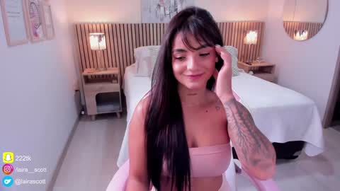 Laira online show from 14, 1, 2025