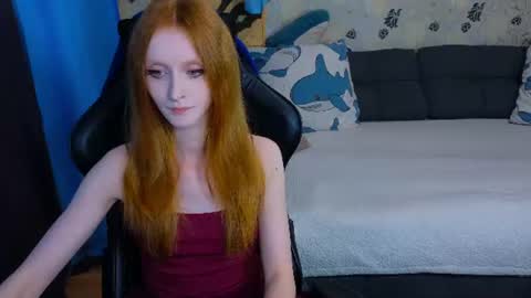 Snapshot of laksmrrr chatting on 28, 6, 2026 Lu Alex online show from 28, 6, 2026