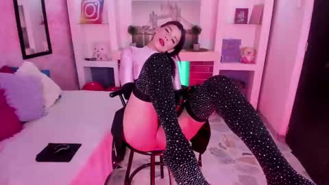 Snapshot of lala_pantyhose chatting on 27, 2, 2025 Miss Lala online show from 27, 2, 2025