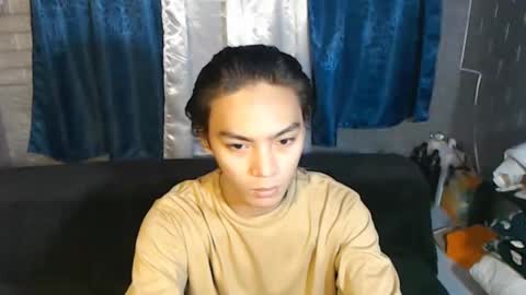 Snapshot of lalakinghugecock_2 chatting on 2, 1, 2025 lalakinghugecock_2 online show from 2, 1, 2025