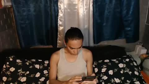 Snapshot of lalakinghugecock_2 chatting on 7, 1, 2025 lalakinghugecock_2 online show from 7, 1, 2025