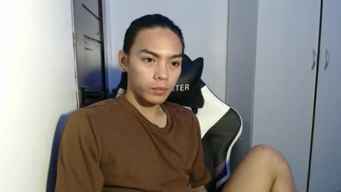 Snapshot of lalakinghugecock_2 chatting on 8, 9, 2025 lalakinghugecock_2 online show from 8, 9, 2025