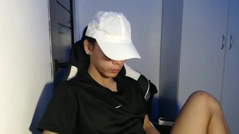 Snapshot of lalakinghugecock_2 chatting on 11, 9, 2025 lalakinghugecock_2 online show from 11, 9, 2025