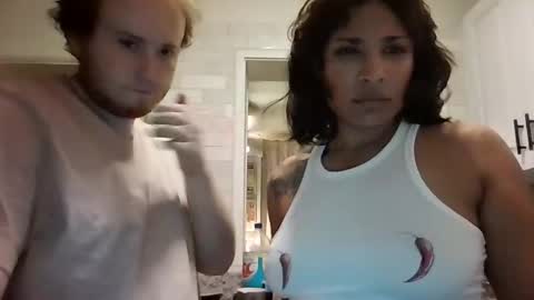 LALOVE99 online show from 6, 4, 2026