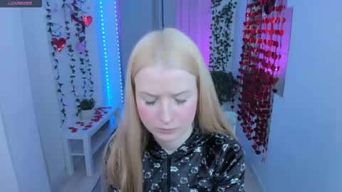 Snapshot of laly_peach chatting on 25, 2, 2026 Laly online show from 25, 2, 2026