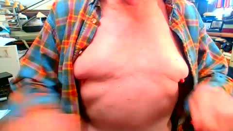 Snapshot of lamarbrazil chatting on 2, 1, 2025 lamarbrazil online show from 2, 1, 2025