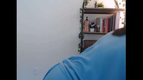 Nikki LaMarr online show from 29, 10, 2025