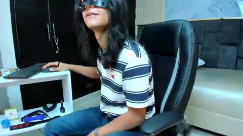 Bella  Dante online show from 13, 10, 2025