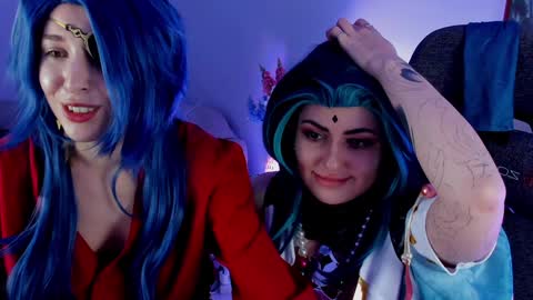 just call me Lana  and her security online show from 8, 12, 2024