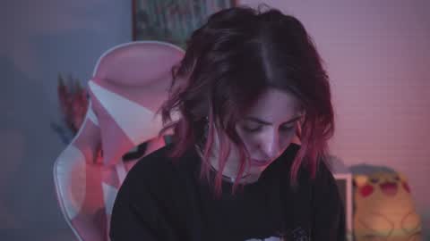 just call me Lana  and her security online show from 22, 12, 2024