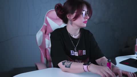 just call me Lana  and her security online show from 1, 3, 2025