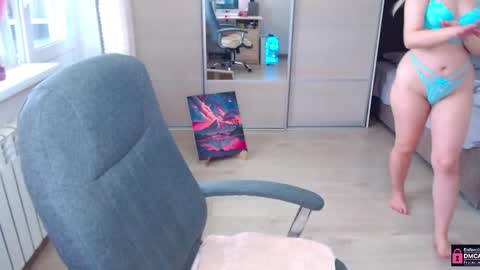 Lana online show from 9, 5, 2026