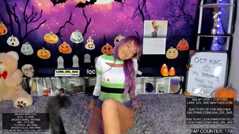 Snapshot of lana_del_bae chatting on 28, 10, 2025 Lana Del Bae online show from 28, 10, 2025