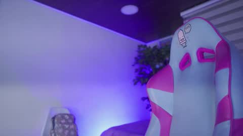 Lana online show from 3, 2, 2026