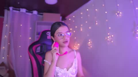 Lana online show from 6, 3, 2026