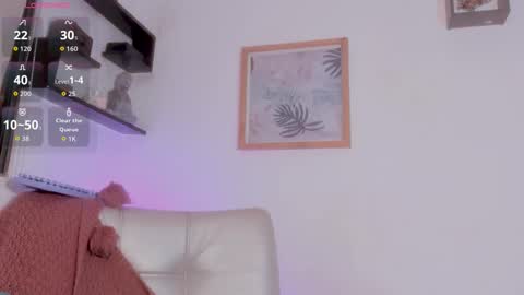 Snapshot of lana_hil chatting on 7, 11, 2025 LANA online show from 7, 11, 2025