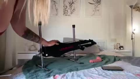 Lana online show from 29, 4, 2026