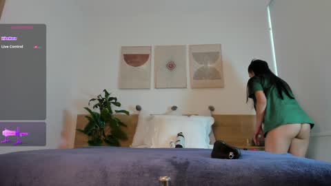 Snapshot of lana_kane_ chatting on 8, 12, 2024 lana_kane_ online show from 8, 12, 2024