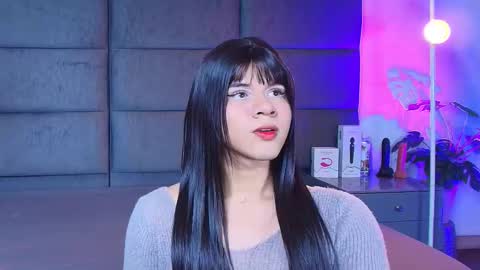 Snapshot of lana_presscot chatting on 18, 3, 2026 valentino moon online show from 18, 3, 2026