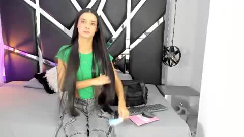 lana_rhoaades online show from 25, 6, 2026