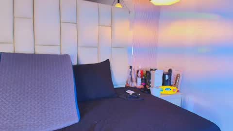 Vanessa  online show from 27, 6, 2026