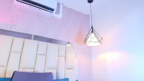 Vanessa  online show from 30, 6, 2026