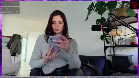 Snapshot of lana_the_virus chatting on 7, 10, 2025 Lana The Virus online show from 7, 10, 2025
