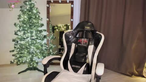 Snapshot of lana_younes chatting on 11, 12, 2024 Lana online show from 11, 12, 2024