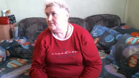 lanacat555 online show from 28, 9, 2025