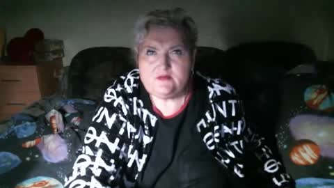 lanacat555 online show from 10, 2, 2026