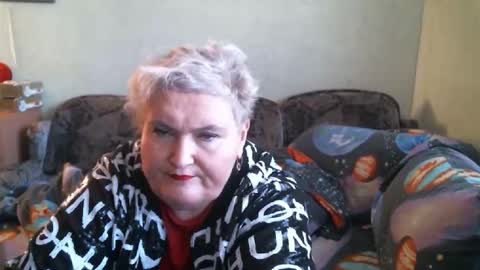 lanacat555 online show from 10, 2, 2026