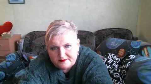 lanacat555 online show from 11, 2, 2026