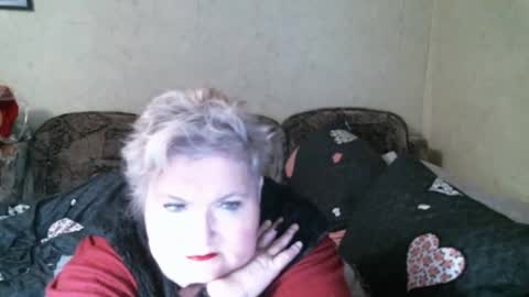 lanacat555 online show from 10, 3, 2026