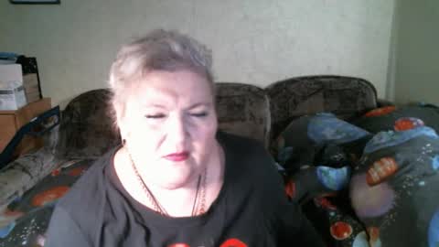 lanacat555 online show from 3, 5, 2026