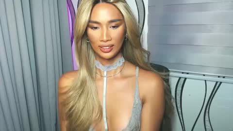 Lana online show from 26, 2, 2025