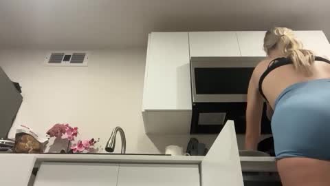 Snapshot of lanademira chatting on 25, 2, 2026 lanademira online show from 25, 2, 2026