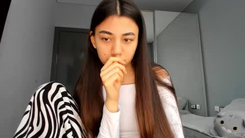 Snapshot of lanalandd chatting on 17, 12, 2025 Lana online show from 17, 12, 2025