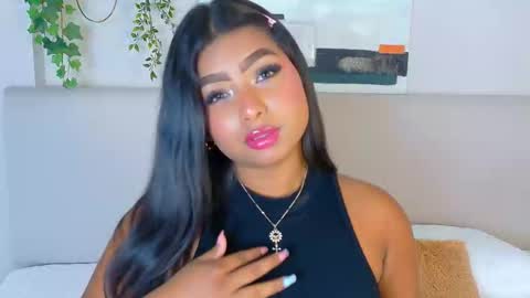 Snapshot of lanarozz chatting on 1, 11, 2025 Lana online show from 1, 11, 2025