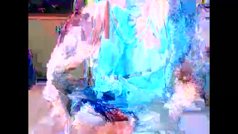 Snapshot of landaw chatting on 14, 4, 2026 Landaw online show from 14, 4, 2026