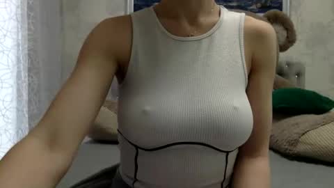 langoria online show from 7, 10, 2025