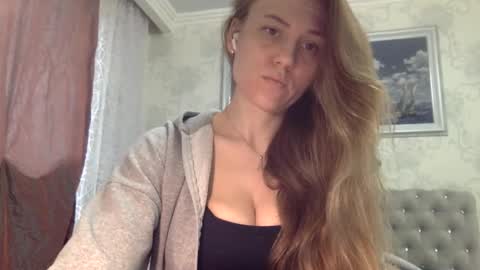 langoria online show from 15, 12, 2025