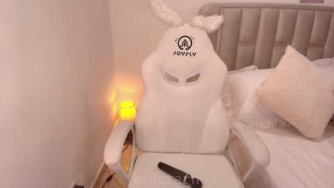 Snapshot of lanitarhoa chatting on 24, 2, 2025 Lina online show from 24, 2, 2025