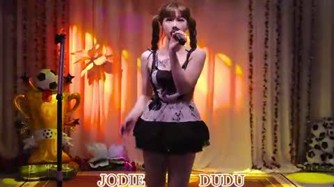 lankwaifong_cindy online show from 2, 7, 2026