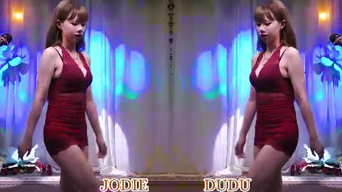 lankwaifong_cindy online show from 14, 7, 2026